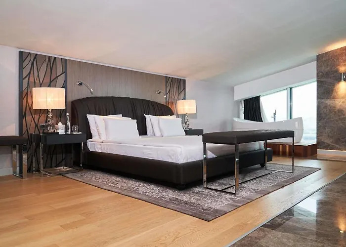 فندق Grand Mercure 5*