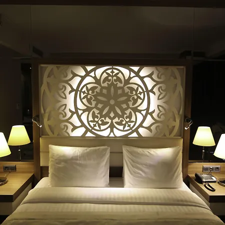 Downtown 5*