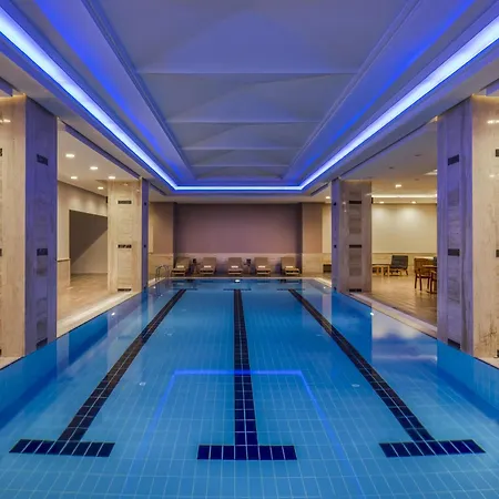 Downtown Hotel 5*
