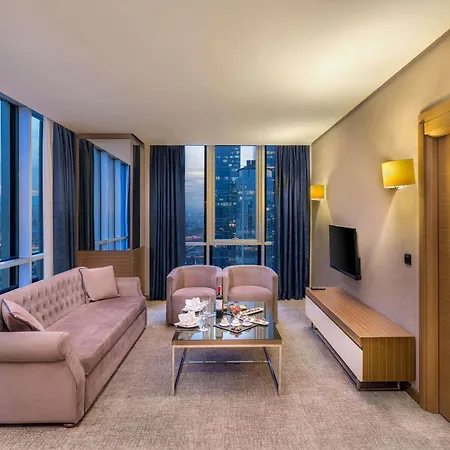Downtown 5*