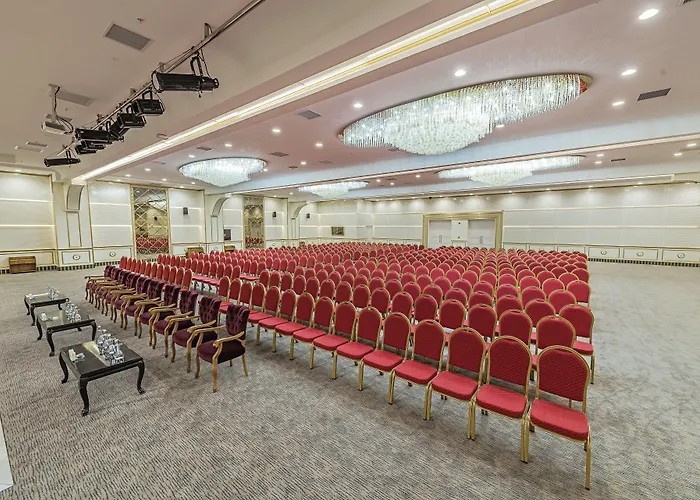 ホテル Grand Mercure 5*