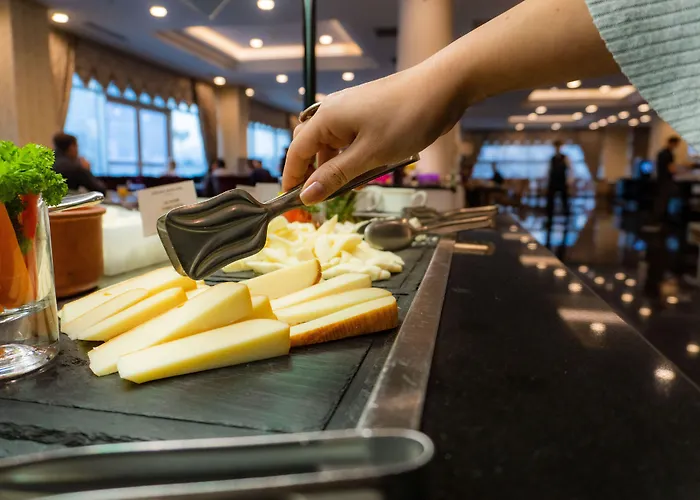 Grand Mercure Отель